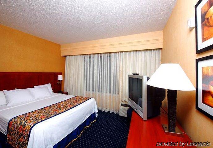 Courtyard By Marriott Knoxville Airport Alcoa Quarto foto